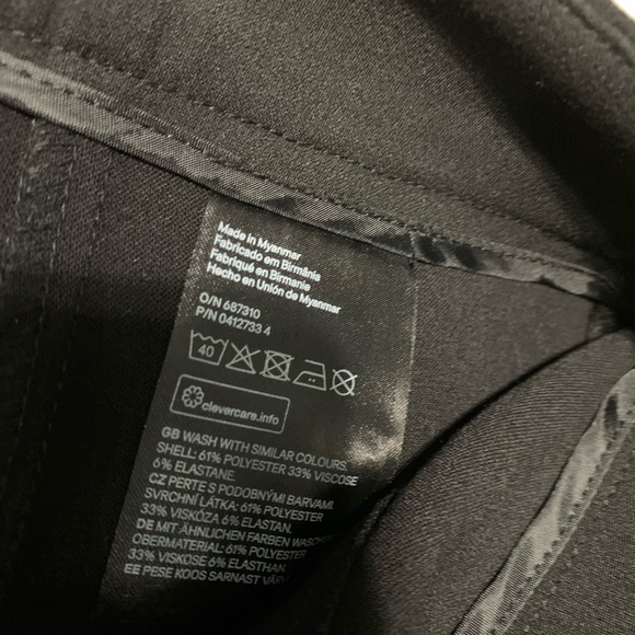 H&M Black Pencil Skirt With Zipper Detail - Picture 13 of 15